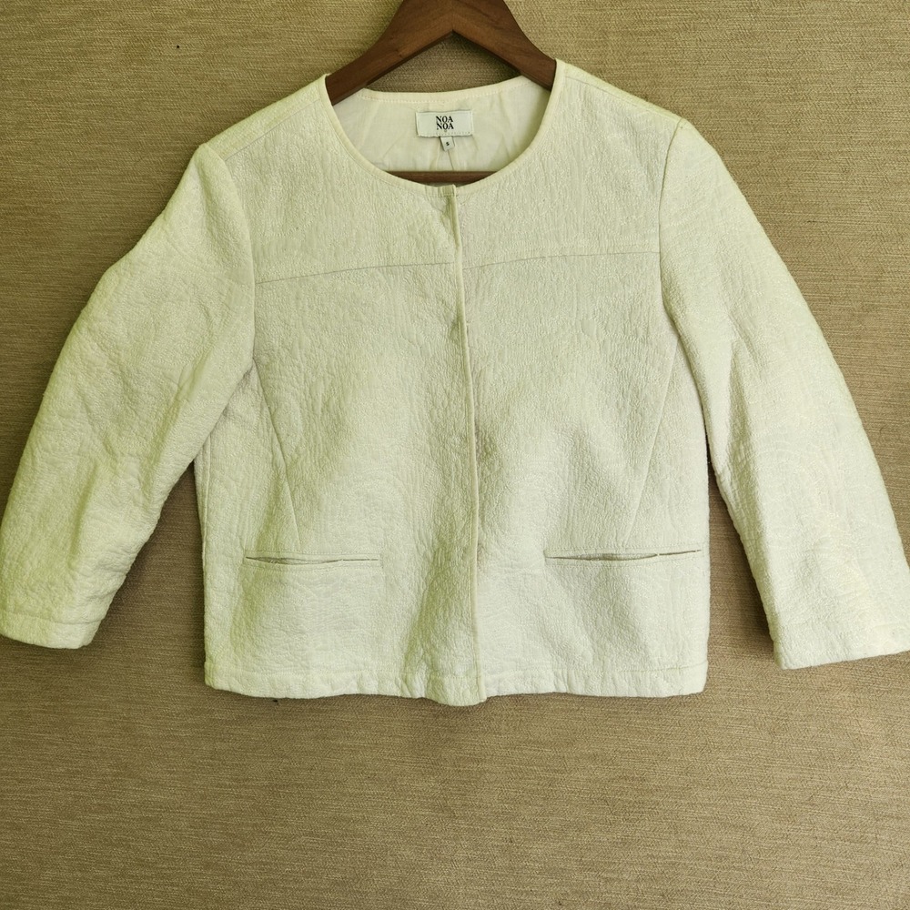 Noa Noa Denmark Cream Textured Floral Quilted Snap Front Collarless Jacket Small